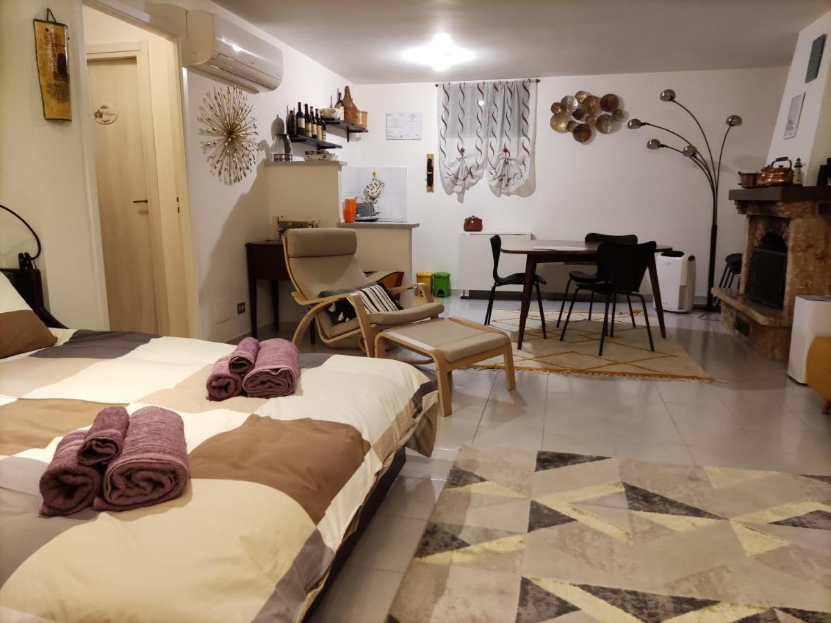 B&B Firmino La Loggia ภายนอก รูปภาพ